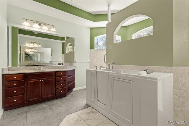 4491 W Stable Ct, Beverly Hills, FL 34465 - full bath featuring vanity and a garden tub