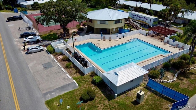 11487 W Bayshore Dr, Crystal River, FL 34429 - view from above of property featuring a pool