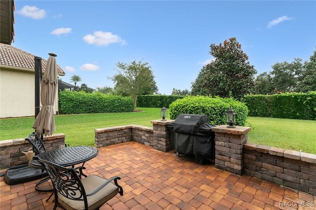 view of patio / terrace featuring a grill