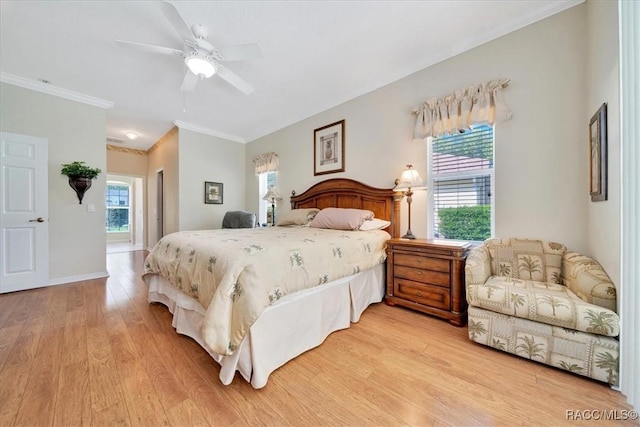 374 W Wason St, Citrus Springs, FL 34434 - bedroom with light wood-type flooring, ornamental molding, a closet, and a ceiling fan