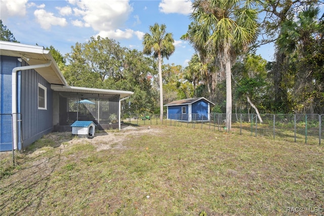 view of yard featuring a carport