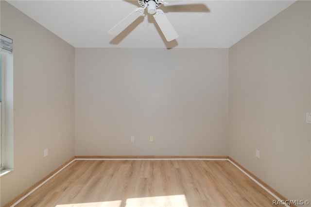 unfurnished room featuring ceiling fan and light hardwood / wood-style floors