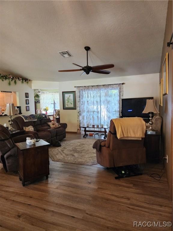 528 W Dandee Pl, Citrus Springs, FL 34434 - photo 8