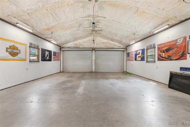 garage with ceiling fan