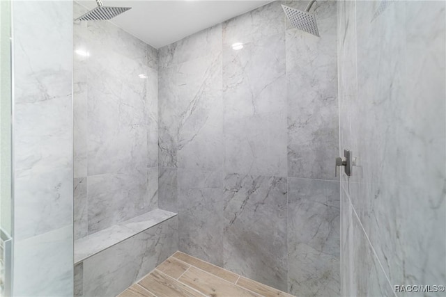 19028 SW 101st Pl, Dunnellon, FL 34432 - full bathroom featuring a marble finish shower