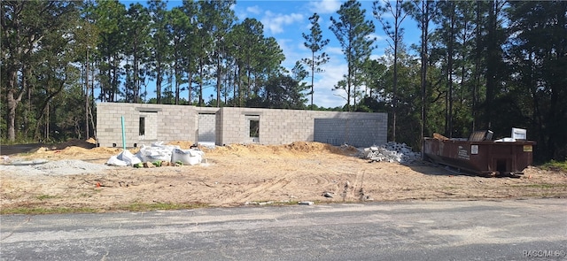 view of front of house