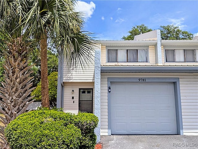 9781 E Goldfinch Ln, Inverness, FL 34450 - view of front of property