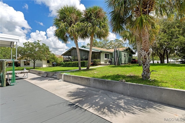 view of front of property with a front yard