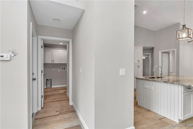 5443 N Nakoma Dr, Beverly Hills, FL 34465 - hall with light wood-style floors and recessed lighting