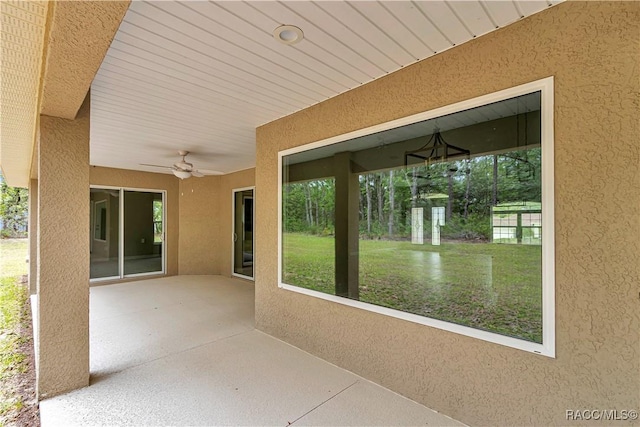 5443 N Nakoma Dr, Beverly Hills, FL 34465 - unfurnished sunroom featuring ceiling fan
