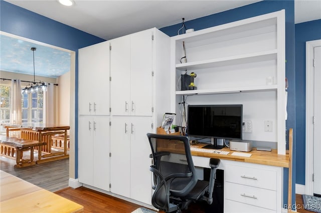 office area featuring dark hardwood / wood-style flooring