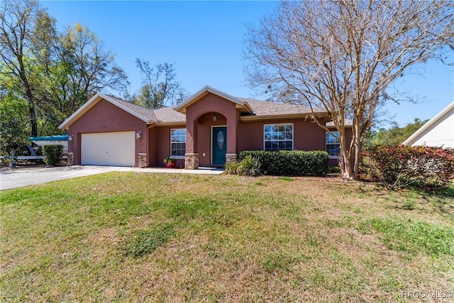 ranch-style home with driveway, a garage, stucco siding, and a front yard