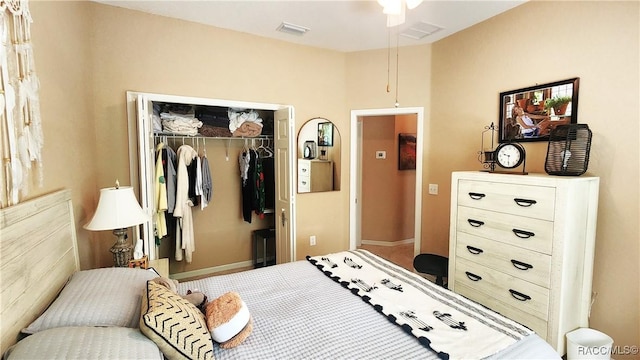 bedroom with a closet