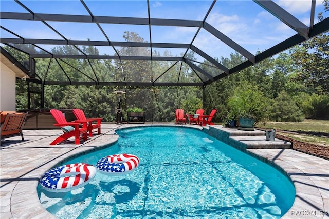 2056 W Learwood Pl, Beverly Hills, FL 34465 - swimming pool with a patio area and a lanai
