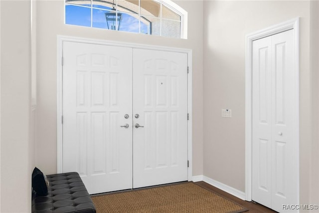 2056 W Learwood Pl, Beverly Hills, FL 34465 - foyer entrance featuring baseboards