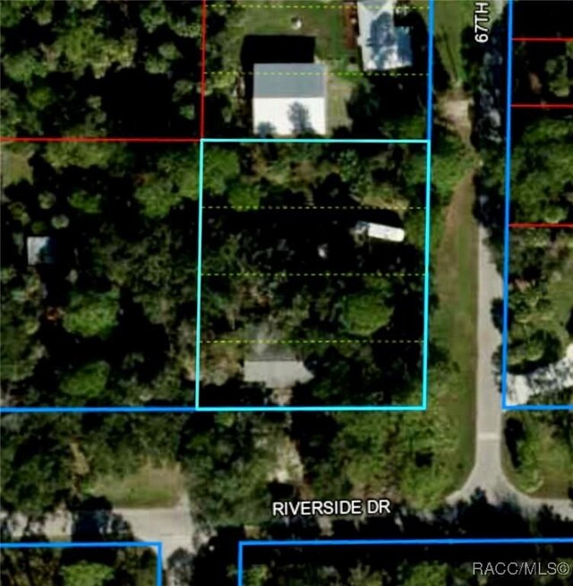 6702 Riverside Dr, Yankeetown, FL 34498 - photo 2