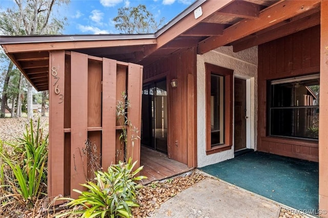 view of property entrance