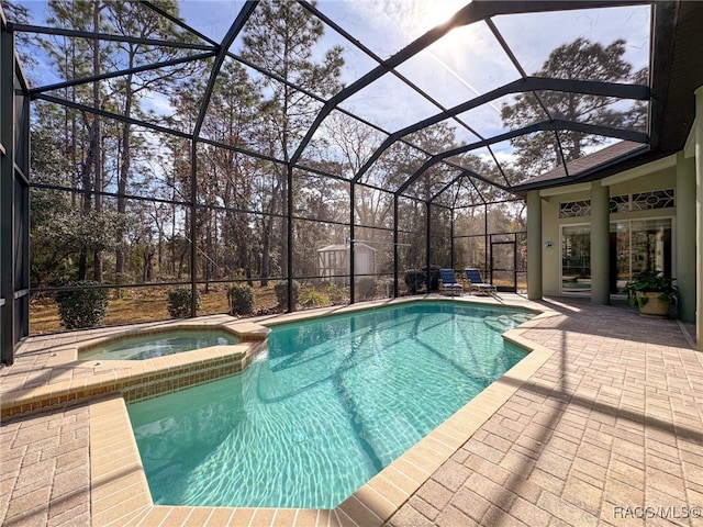 4339 N Canarywood Ter, Beverly Hills, FL 34465 - view of pool featuring a patio area, an in ground hot tub, and glass enclosure