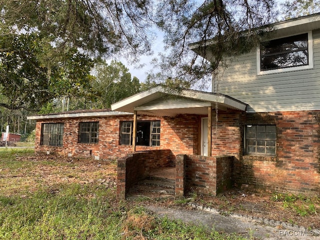 view of front of home