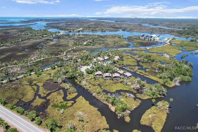2647 N Seabreeze Pt, Crystal River, FL 34429 - birds eye view of property with a water view