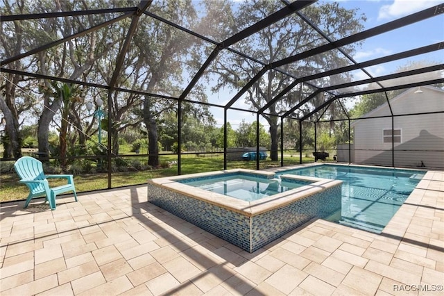 9885 E Lindale Ct, Inverness, FL 34450 - view of swimming pool with a patio, a pool with connected hot tub, and glass enclosure