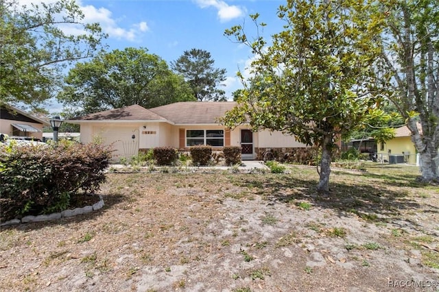 520 S Jefferson St, Beverly Hills, FL 34465 - ranch-style house featuring an attached garage