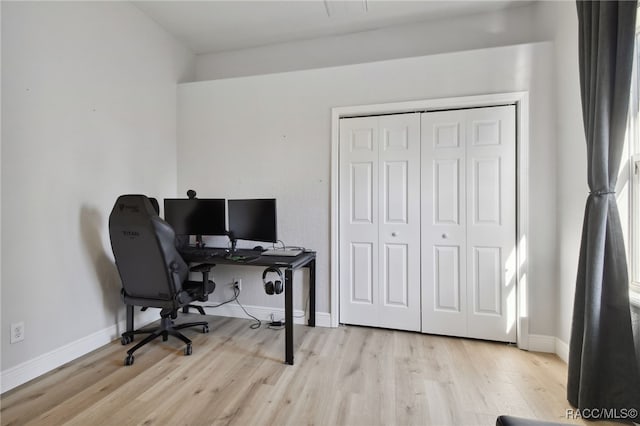 office area featuring light hardwood / wood-style flooring