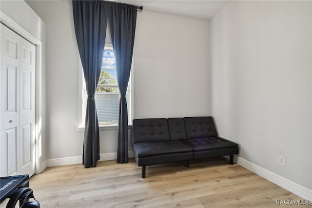 living area with light wood-type flooring