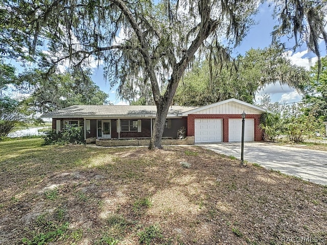 single story home with a garage