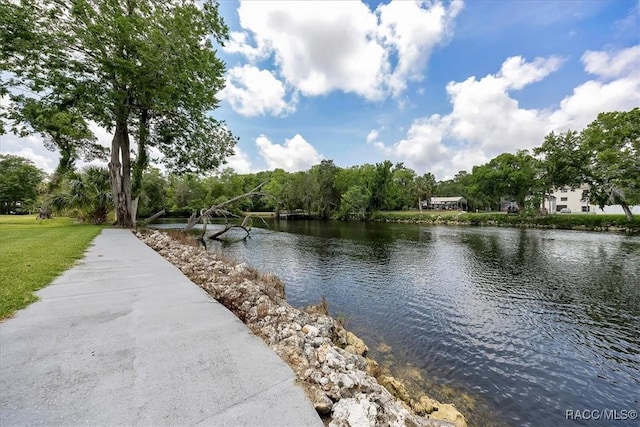 11615 N Caribee Pt, Inglis, FL 34449 - water view