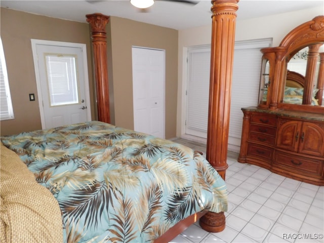 bedroom with ceiling fan