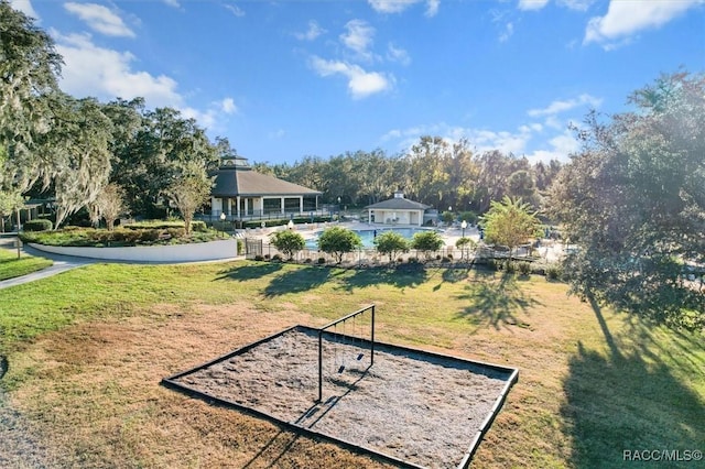 view of home's community featuring a lawn