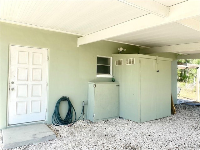 view of property entrance