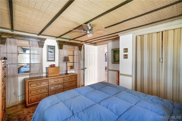13465 W Hillbilly Ln, Crystal River, FL 34429 - bedroom featuring wood finished floors and ceiling fan