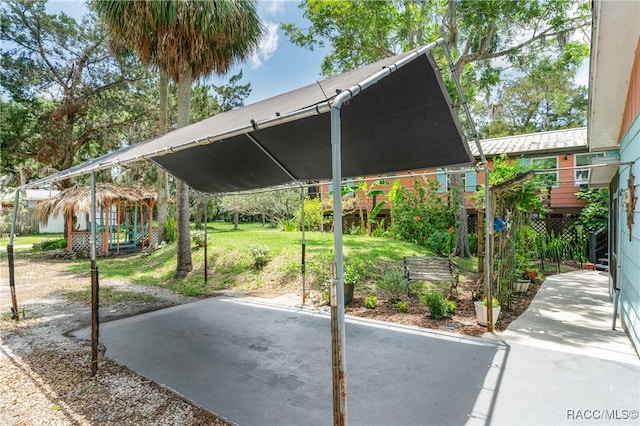 13465 W Hillbilly Ln, Crystal River, FL 34429 - view of vehicle parking