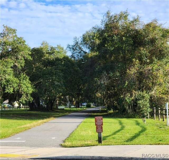 2882 W Lambert Dr, Dunnellon, FL 34433