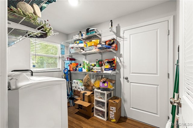4325 NE 33rd Ave, Ocala, FL 34479 - laundry room with washer / dryer and wood finished floors
