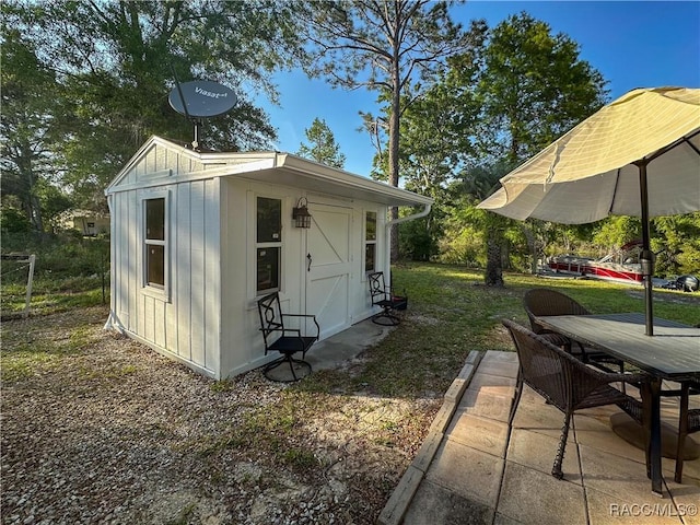 4101 E Gloria Dr, Hernando, FL 34442 - view of outbuilding featuring outdoor dining area
