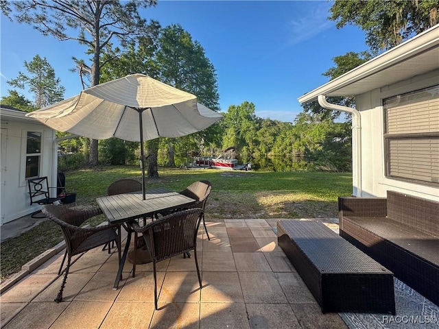 4101 E Gloria Dr, Hernando, FL 34442 - view of patio with outdoor dining area