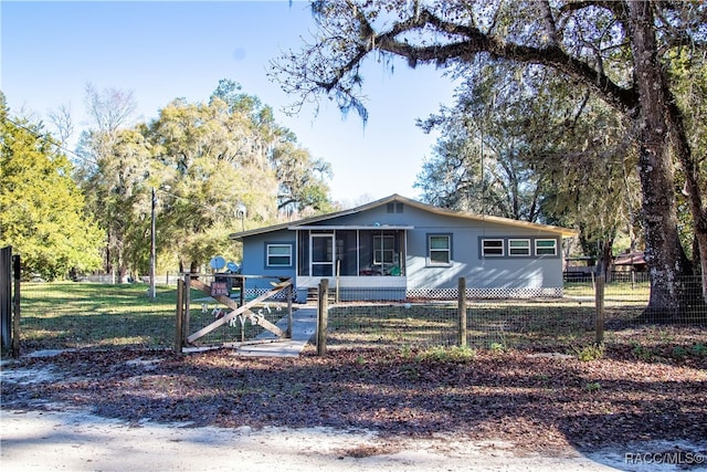 view of front of property