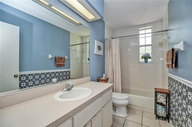 7802 N Fairwind Loop, Hernando, FL 34442 - full bath with vanity, shower / tub combo with curtain, and tile patterned floors