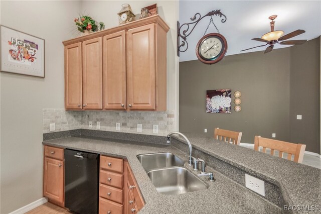 1052 W Diamond Shore Loop, Hernando, FL 34442 - kitchen featuring a sink, dishwasher, ceiling fan, and backsplash
