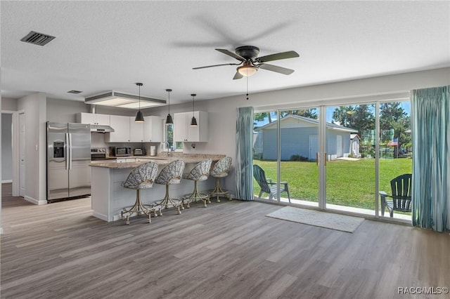 1930 NW 17th St, Crystal River, FL 34428 - single story home with driveway and a front yard