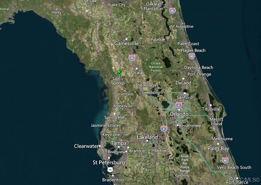 2031 W Beach Plum Dr, Citrus Springs, FL 34434