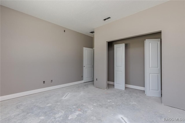 5898 N Flagstaff Ave, Beverly Hills, FL 34465 - unfurnished bedroom with baseboards