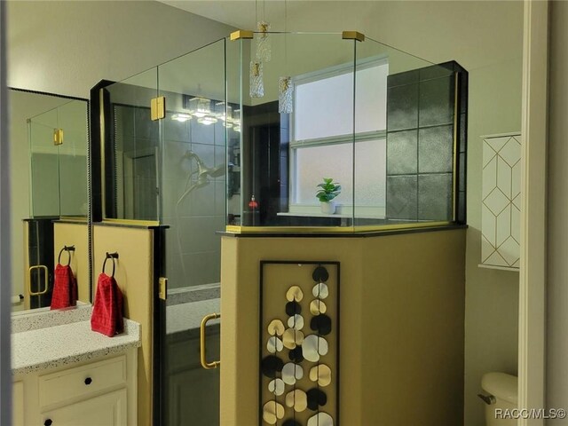 902 W Silver Meadow Loop, Hernando, FL 34442 - full bath with toilet, a tile shower, and vanity