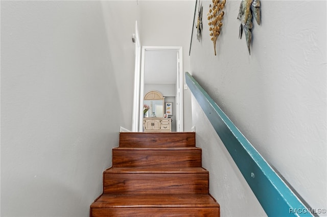 5155 S Gray Pelican Way, Homosassa, FL 34448 - view of staircase