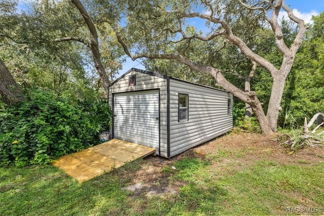 view of outbuilding