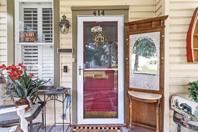 view of entrance to property