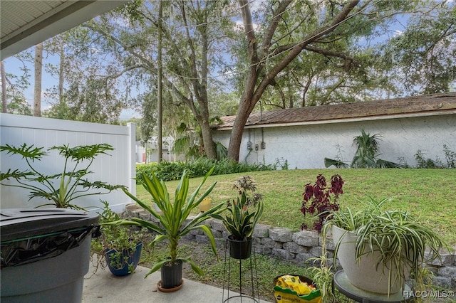 view of yard with fence